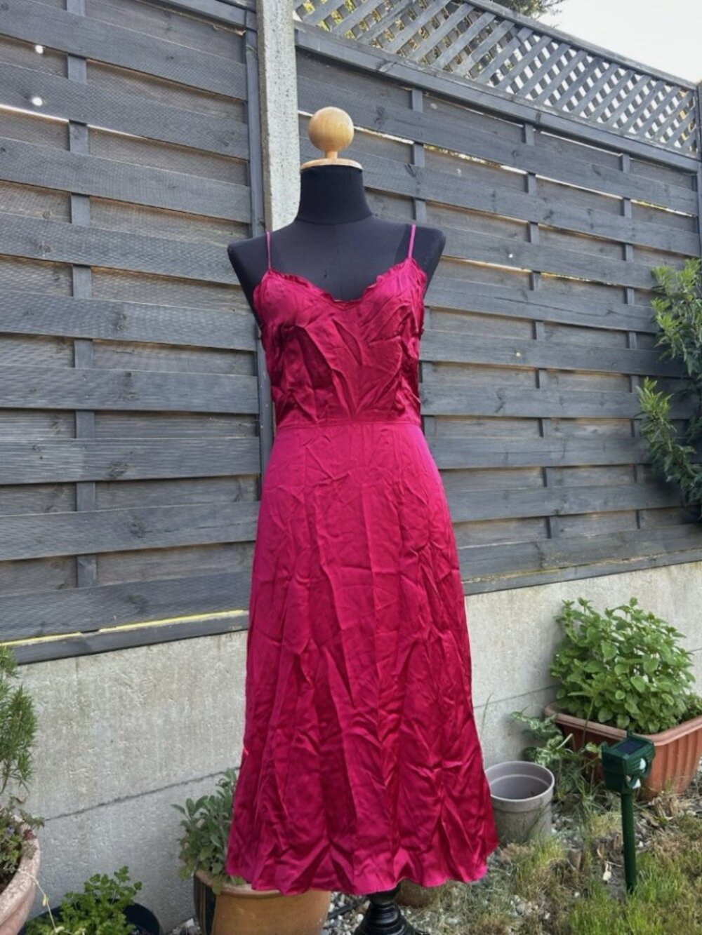 Wilfred Aritzia magenta midi dress size 2